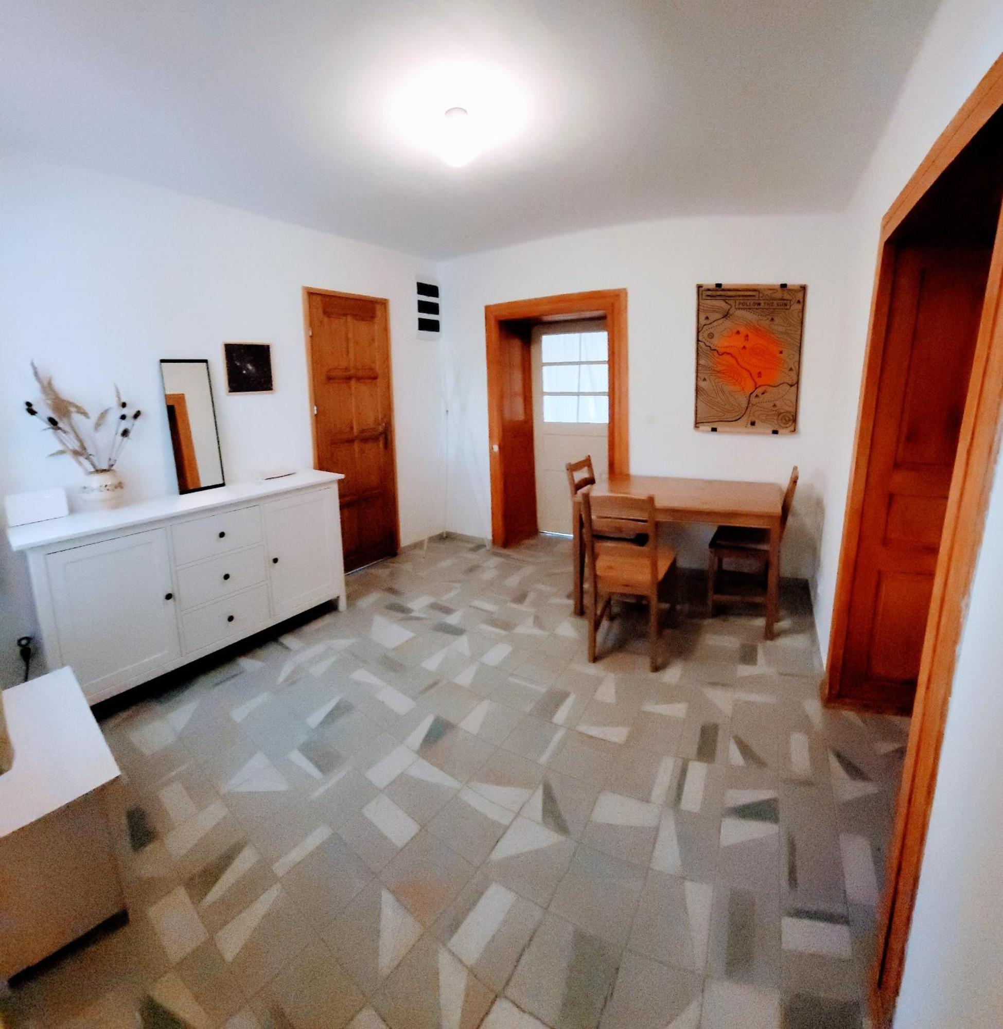 Tepke Guesthouse Garáb Exteriér fotografie